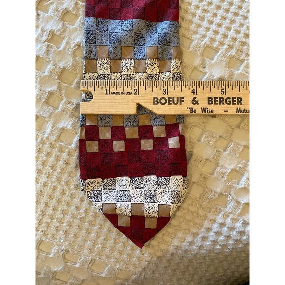 Daniel de Fasson Necktie 100% Silk Burgundy Gray Tan Checked Pattern Dressy - Picture 6 of 6